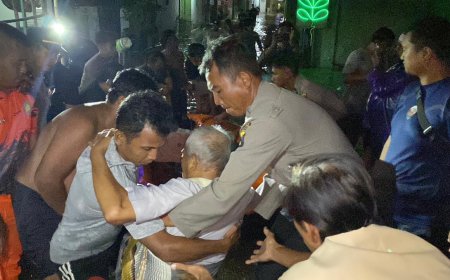 Gerak Cepat Polres Probolinggo Bantu Evakuasi Warga Terdampak Banjir