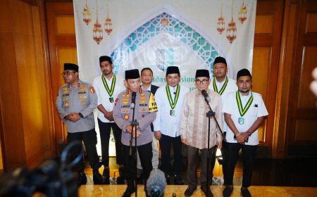 Buka Puasa Bersama PB SEMMI, Kapolri Serukan Berjuang Bersama Bangun Bangsa! 