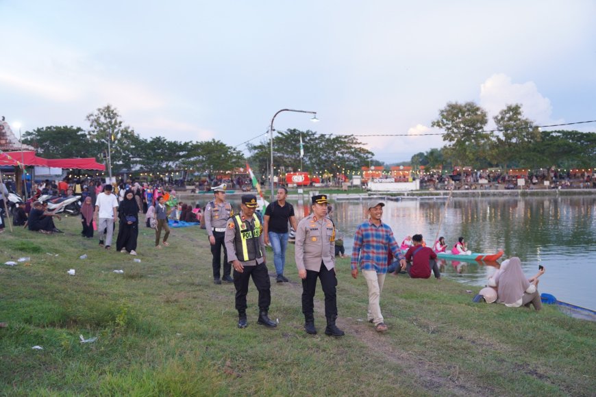 Kapolres Bojonegoro Pimpin KRYD,  Patroli Dialogis di Kawasan Wisata