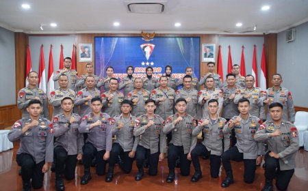 21 Personel Brimob Perkuat Timnas Indonesia di Ajang Dunia Indoor Skydiving 2026 di Prancis